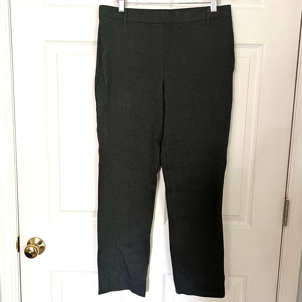 QUINCE Ultra-Stretch Ponte Straight Leg Gray Pant Medium Petite